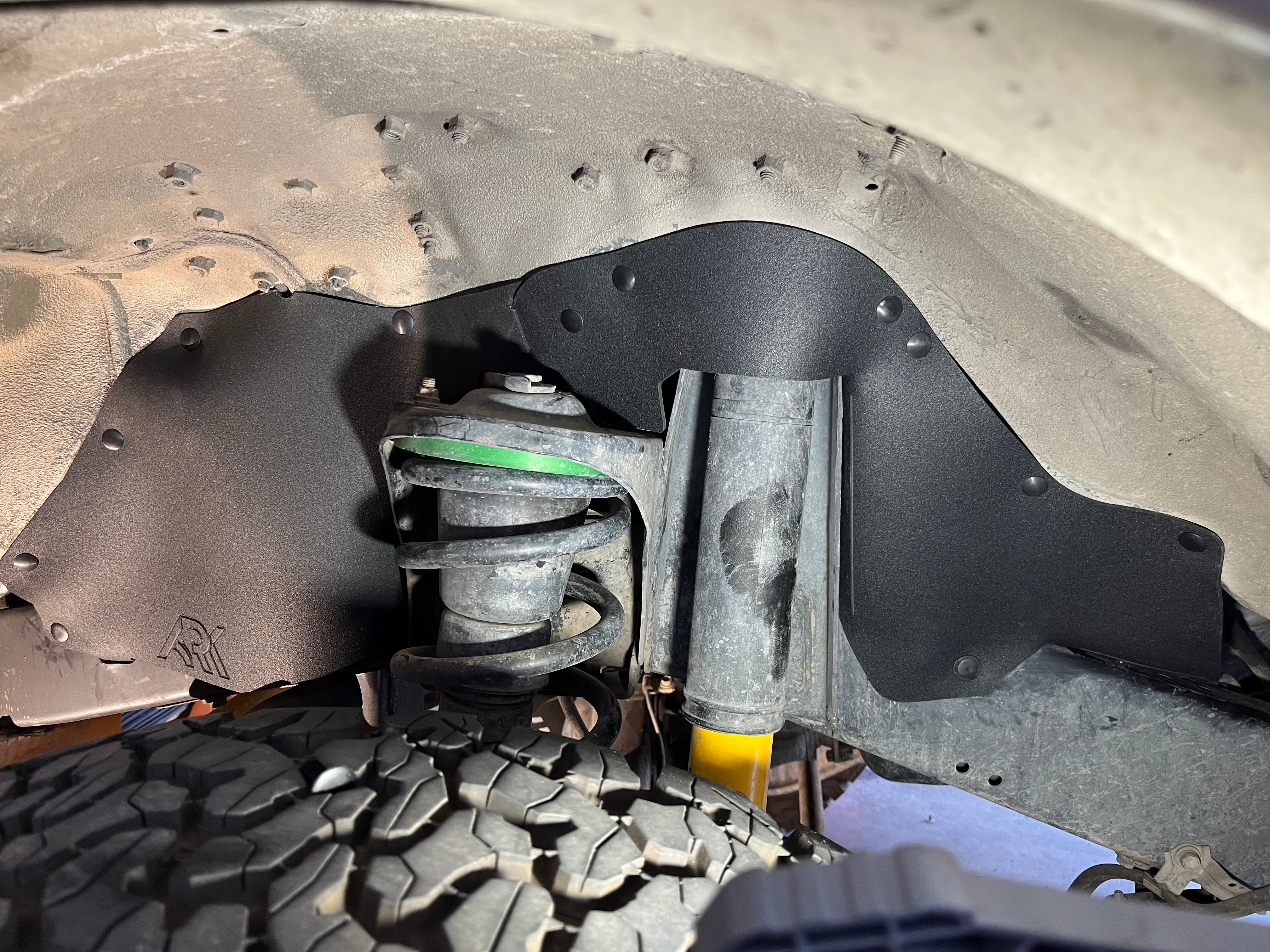 80 Series – Venture Tread