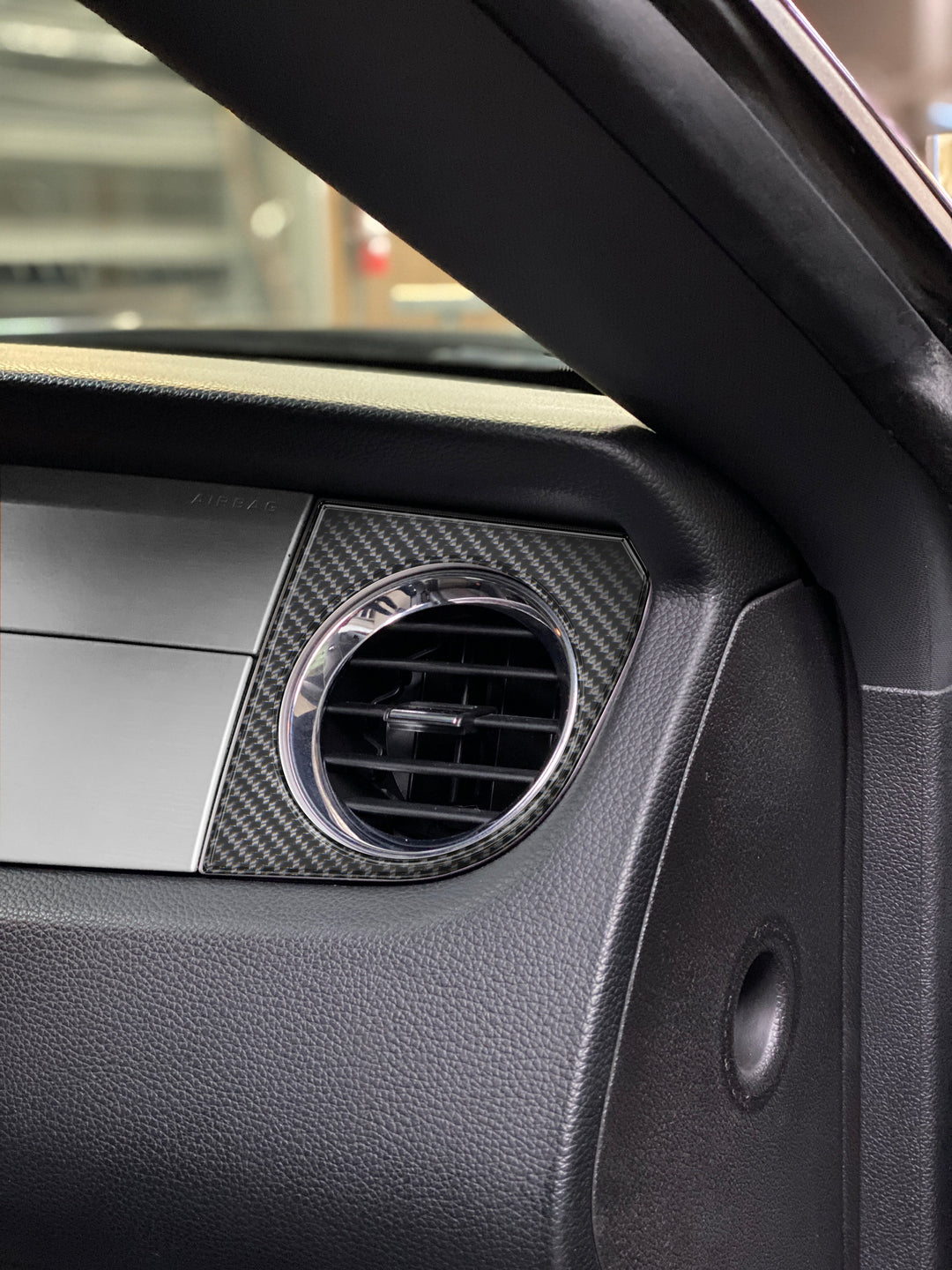 Passenger Side Air Vent Accent  Fits 2010-2014 Ford Mustang