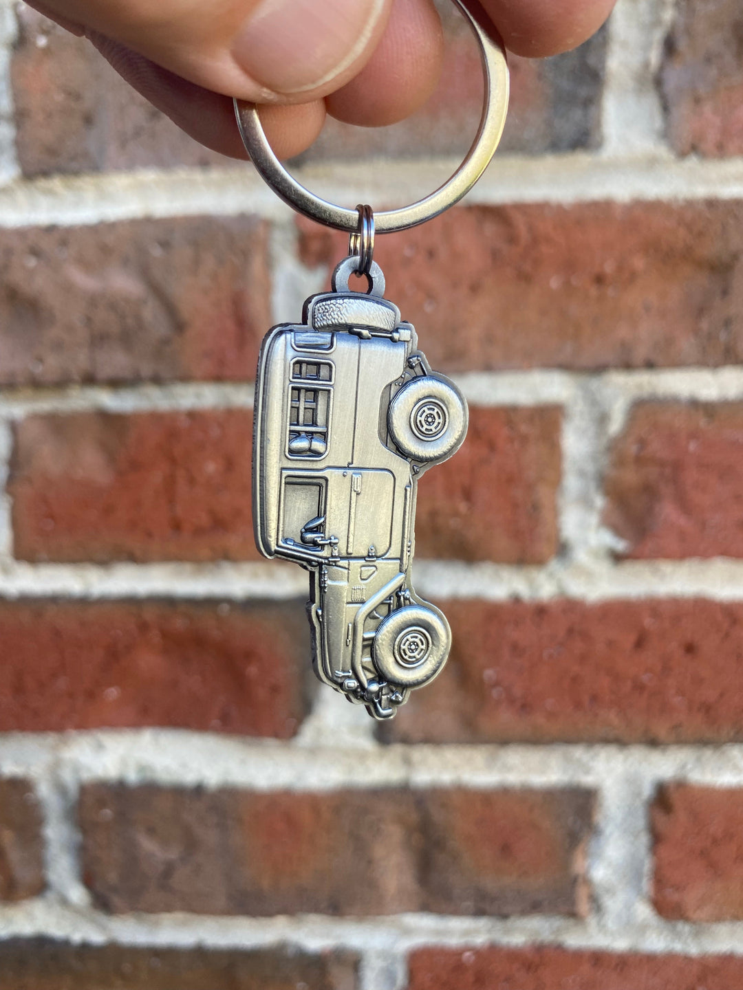 FJ40 Land Cruiser Metal Key Chain Toyota   - Reefmonkey