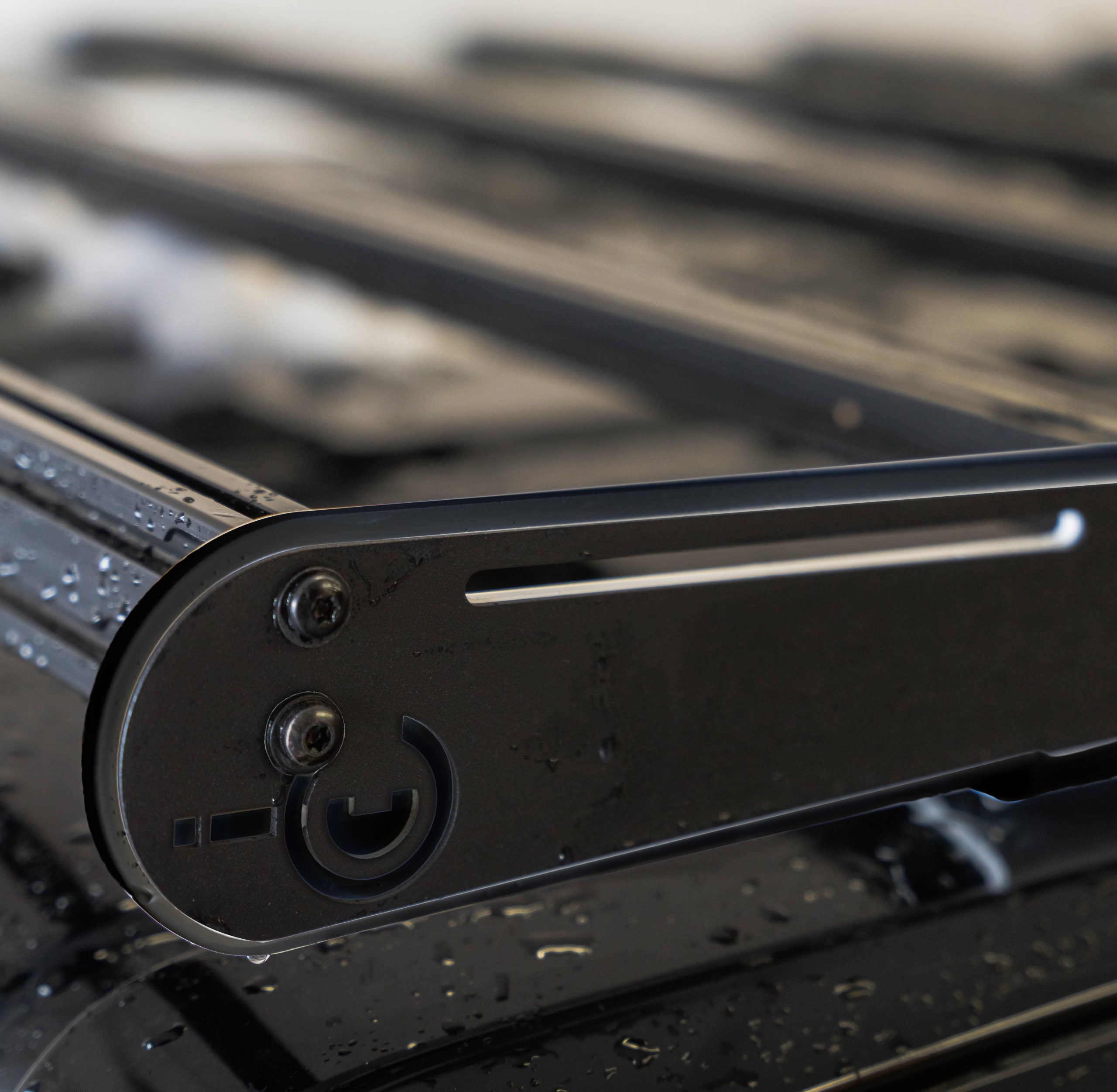 Prinsu Rack Rails PRINSU RACK SHIELD PLATE – Venture Tread