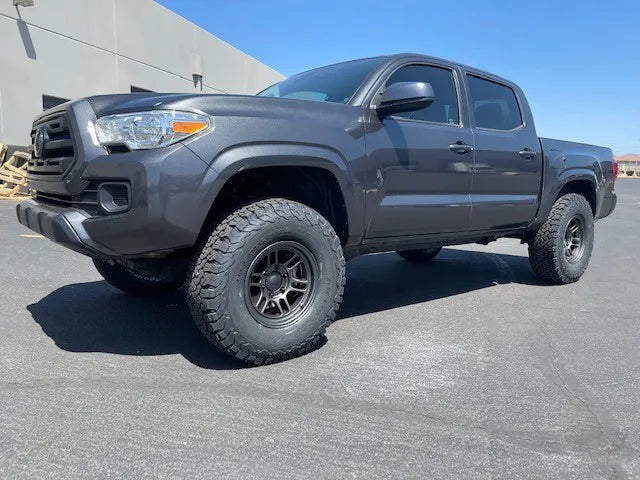 Toyota Tacoma SR5/SR Preload Collar Lift Kit